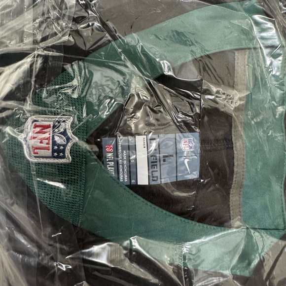 AJ Brown On Field Alternate Stitched Jersey New With Tags. - Picture 3 of 4